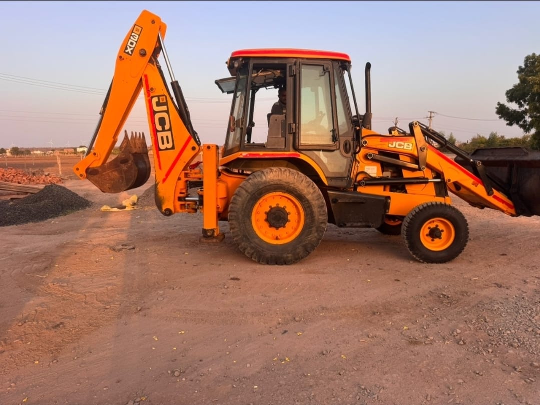 Jcb 3dx bahkoe loader 76hp