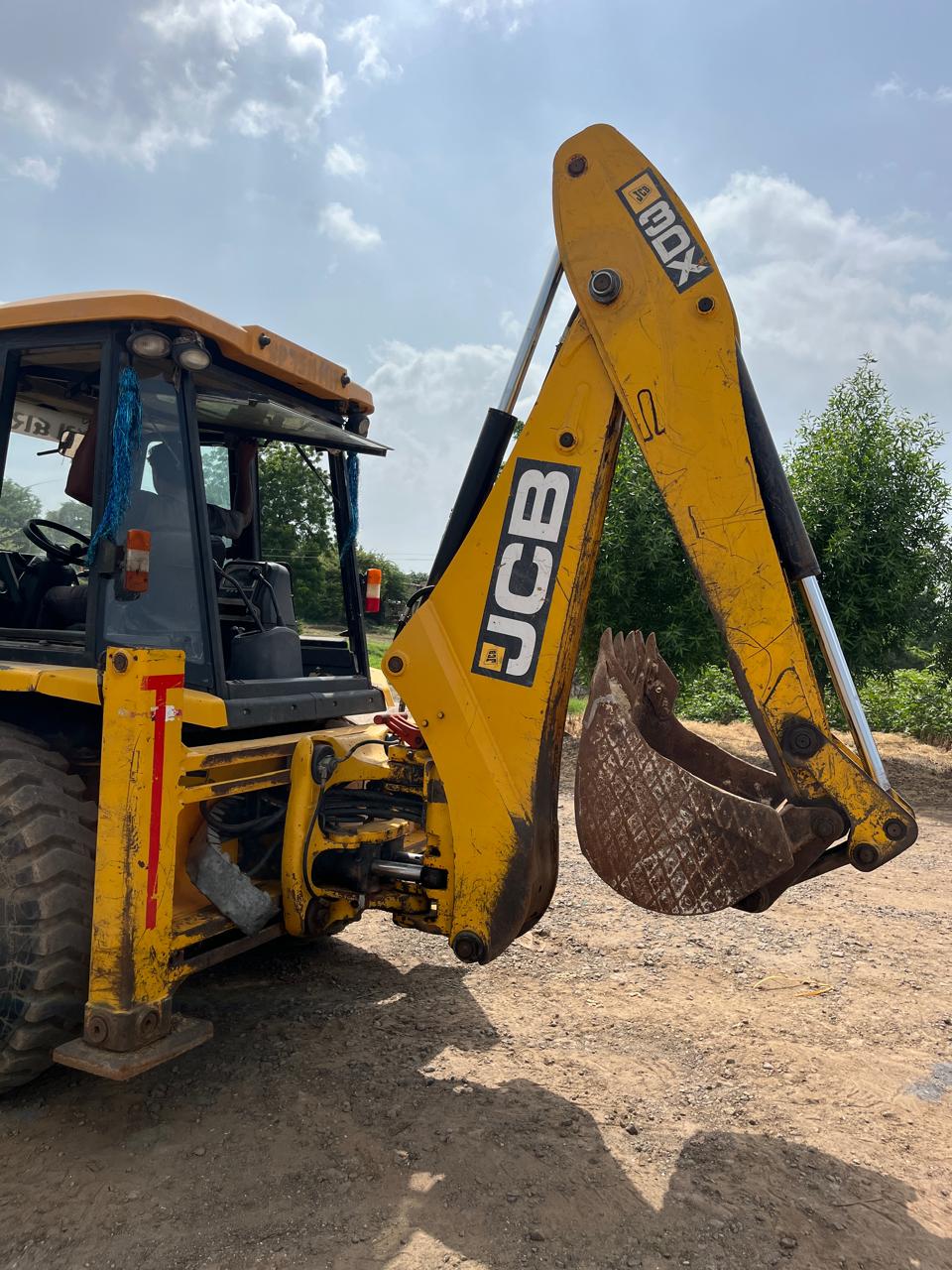 JCB 3DX  BACKHOE LOADER 76HP 2013