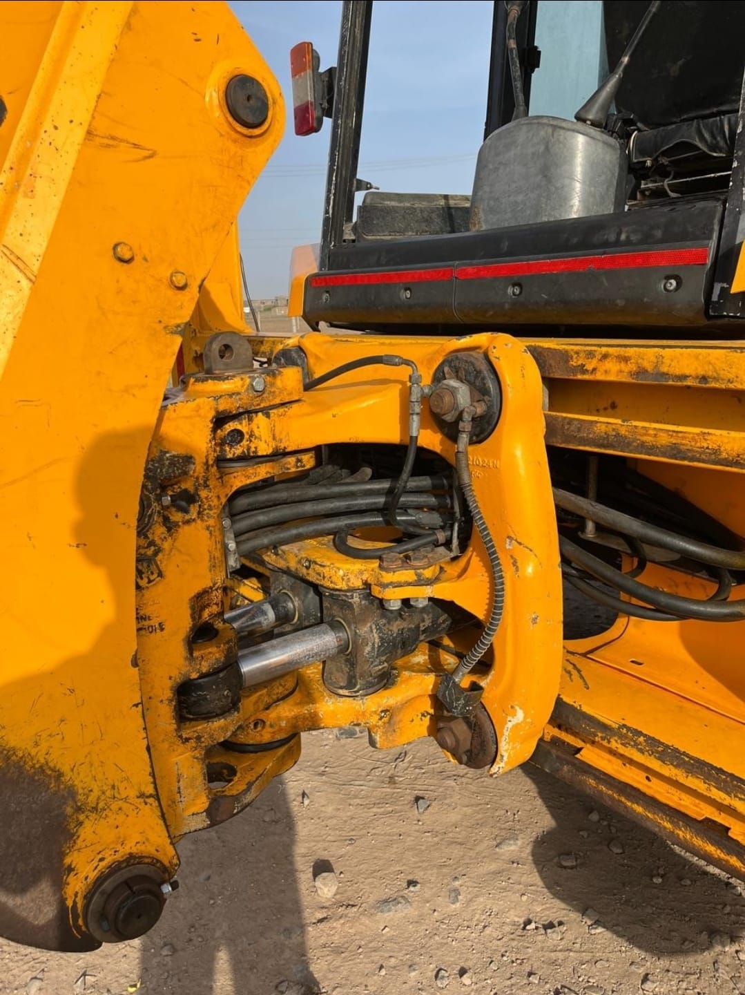JCB 3DX BACKHOE LOADER SECON HAND 76HP