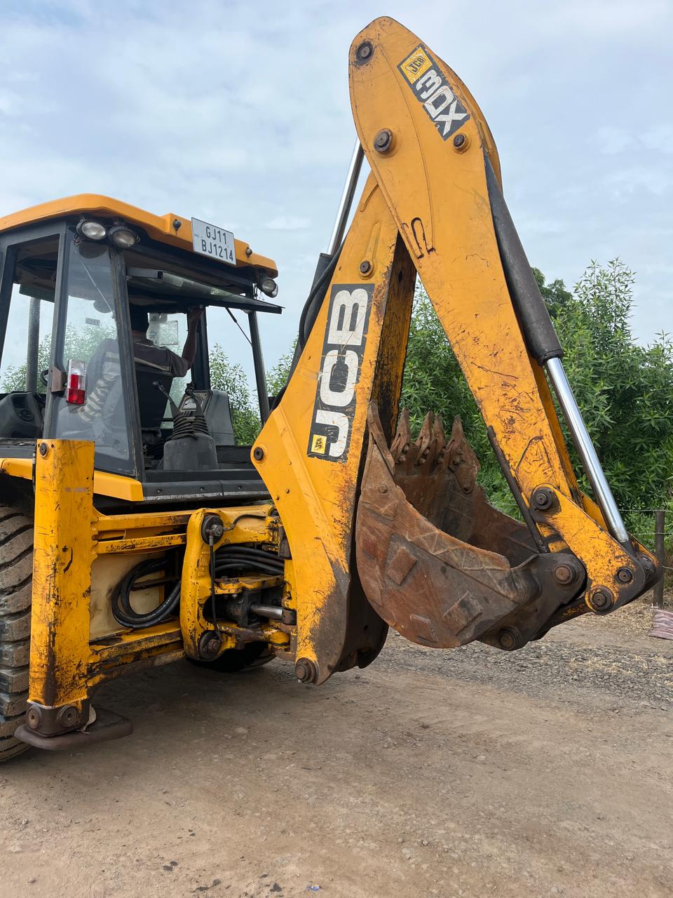 JCB 3DX backhoe loader