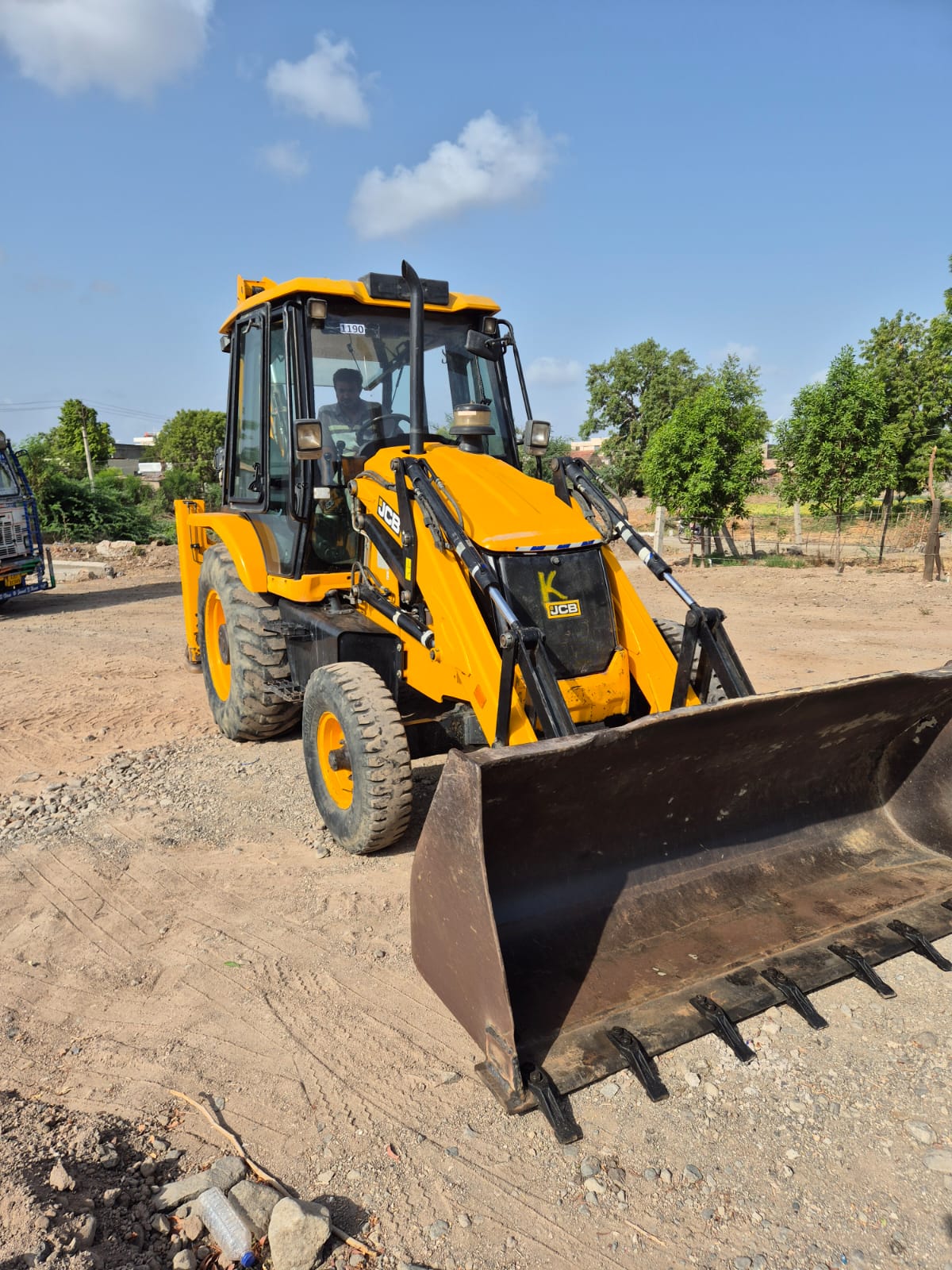 Jcb 3DX Plus Second Hand 2021