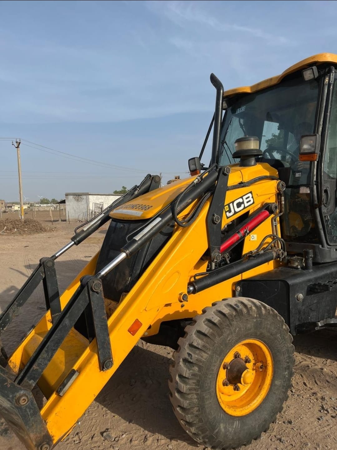 JCB 3DX BACKHOE LOADER SECON HAND 76HP