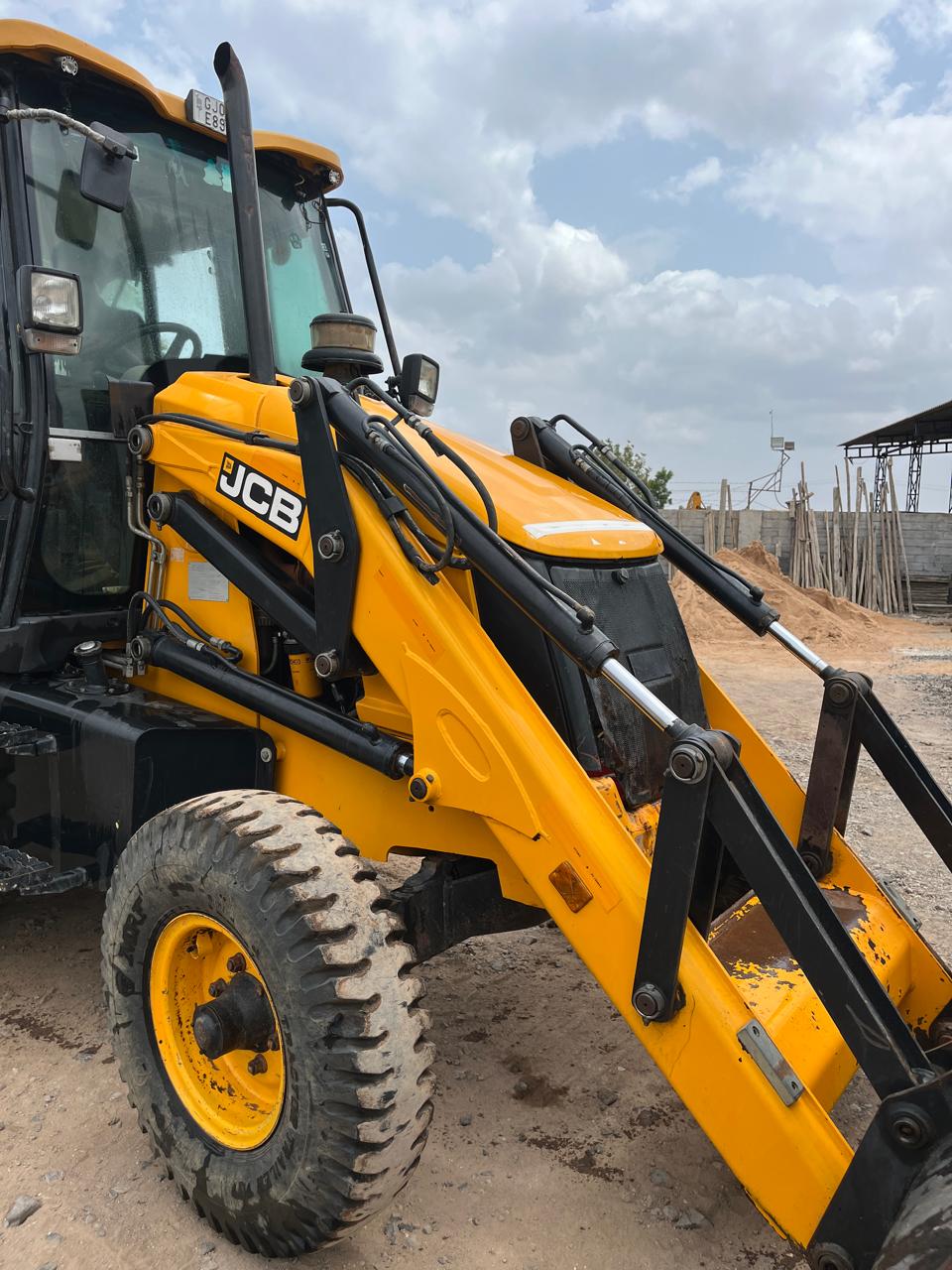 JCB 3DX Backhoe Loder Second Hand 2020 Model
