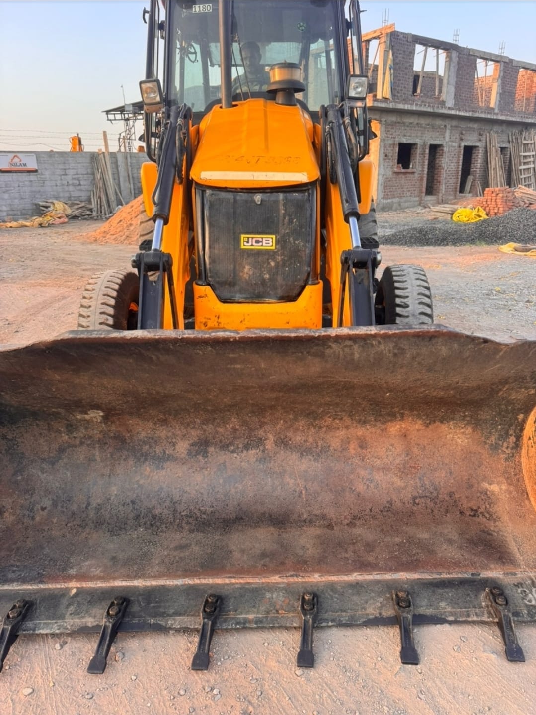Jcb 3dx bahkoe loader 76hp