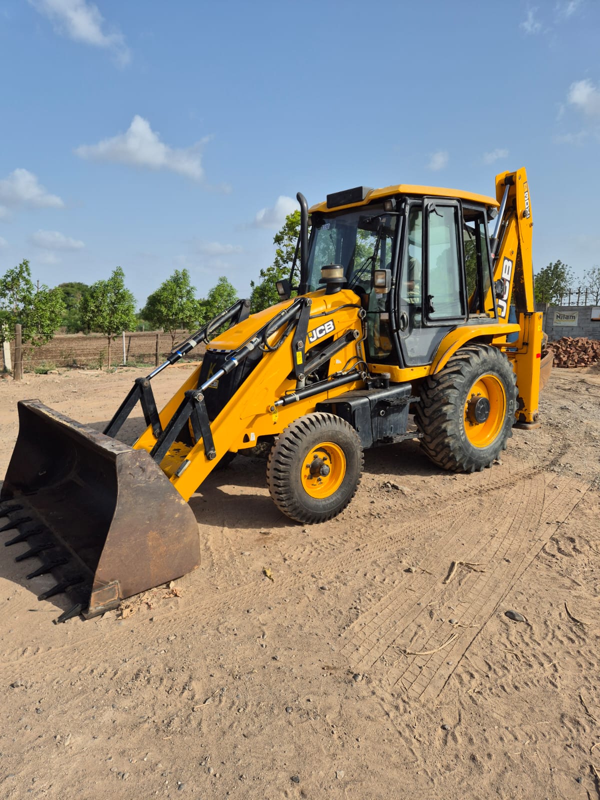 Jcb 3DX Plus Second Hand 2021